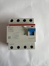 ABB F204 B-40/40/0,03