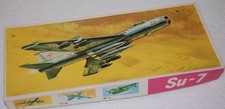 SU-7 Jagdflugzeug CCCP Bausatz Modellbausatz Modellbaukasten DDR Plasticart 1981