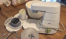 BRAUN Küchenmaschine Typ KM32 mit Zubehör
