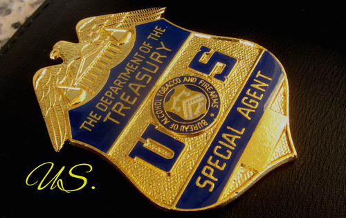 Obsolete police badge - obsolete, dept