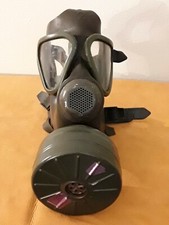 VINTAGE RUBBER GAS MASK W/