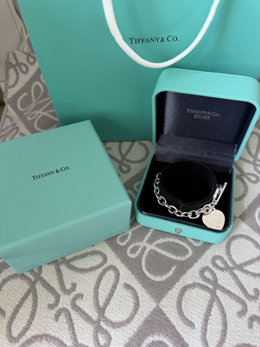 Tiffany toggle heart tag - &,