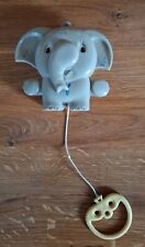 Alte Spieluhr, Kunststoff, Elefant