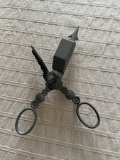 Antike Dochtschere, Kerzenlöscher auf Füßchen