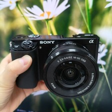 Sony Alpha A6000 24.3MP