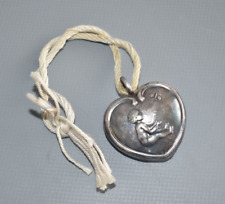 Antike Babyrassel Rassel Herz