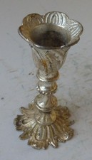 kleiner alter Metall