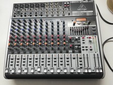 Behringer XENYX QX1832USB