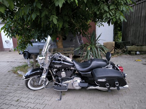 Harley davidson roadking - harley,