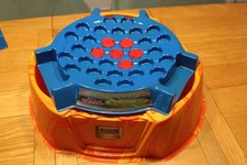 VINTAGE HASBRO -BEYBLADE