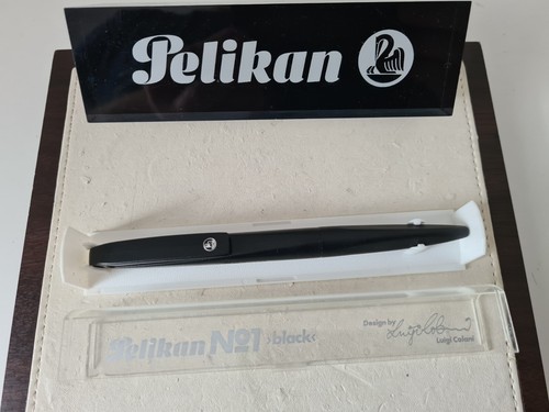 Pelikan luigi colani - pelikan,