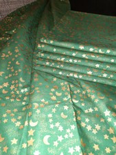 Stoff Dekostoff bedruckt • grün • Golddruck Mond Sterne • 2,00 m x 1,20 m