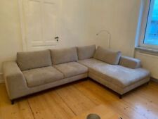 Neuwertiges Wohzimmer-Ecksofa mit Schlaffunktion