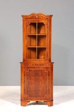 Wunderschöne Englische Eckvitrine Antik 60s Schrank Eckschrank Glasvitrine