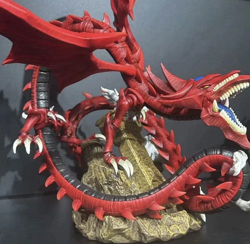 Figur slifer der - yu-gi-oh,