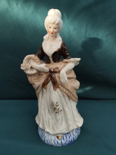 Eine dame aus der - eine,