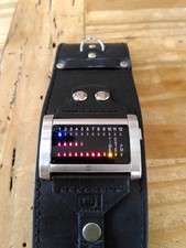 IO The One Ibiza Ride horizontal LED Uhr binär