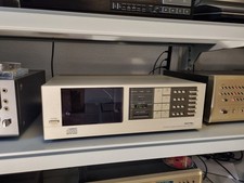 Rotel RCD-870  TOP  vertical
