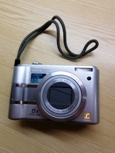 Panasonic lumix dcm - lumix, dcm-lz
