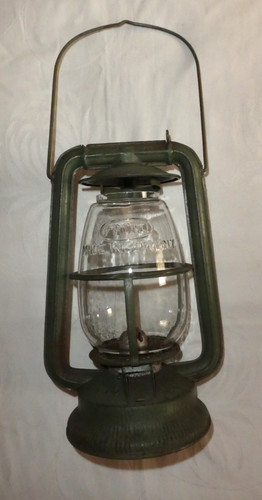 Uralte petroleumlampe - uralte,