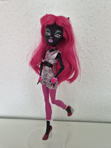 Monster high puppe catty noir - high,