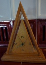 Stylische Kaminuhr - Tischuhr -34cm hoch - Funktionstüchtig - wohl Einzelstück