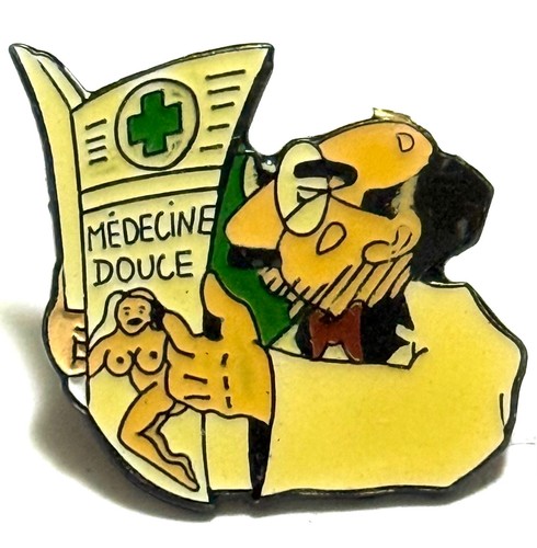 Zeitungsleser comic pin - comic, (h43n)