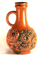 Carstens-Tönnieshof Vase, Modell 7498-20, Rot, H. 20,7 cm, Fossilien-Reliefdekor