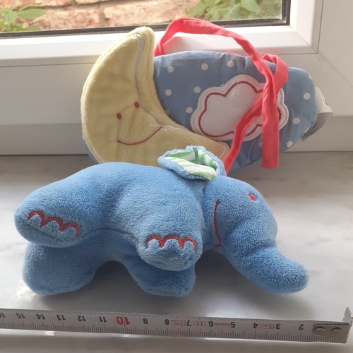 Baby elefant aufhängen - baby,