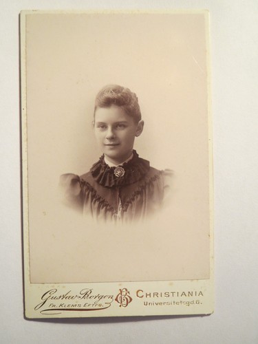 Christiania junge frau - -, im