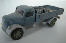 Modellautos Konvolut LKW; Anhänger; Wohnanhänger, Rampe  1:87 (818)