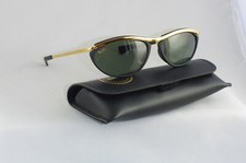 Neu! NOS! Vintage Ray Ban USA B&L Olympian V W1973 Gold/Black  Harley Biker