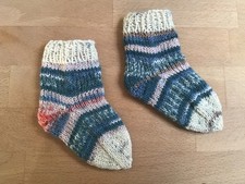 Babysocken Größe 14-15 Söckchen Kindersocken Wollsocken handgestrickt NEU