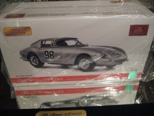 CMC M-211  Ferrari 275 GTB/C  CHASSIS 09051  1966  1:18  OVP  LIMITED