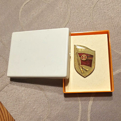 Ddr abzeichen orden etui - ddr, abzeichen/orden
