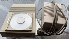 Commodore A570 CD-ROM Laufwerk für Amiga 500/500plus mit Netzteil & CD & Caddy