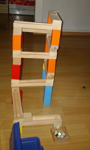 Kugelbahn aus echtem holz - kugelbahn,