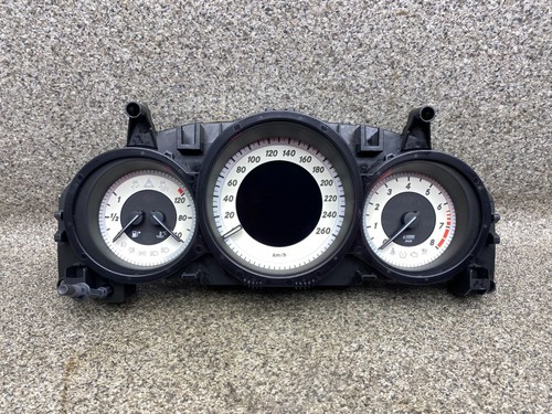 Kombiinstrument a2049005013 - kombiinstrument,