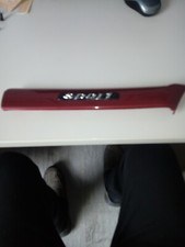 MB W202 Zierleiste Sport , rechts , rot