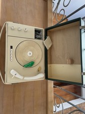 Alter Plattenspieler aus 1966 VEB EGB Leipzig KSS0163