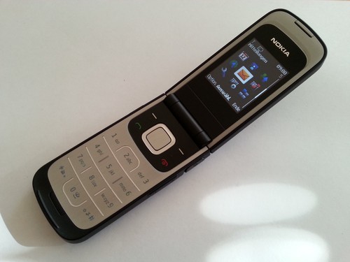 Nokia 2720 fold schwarz - nokia,