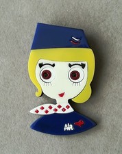 Retro Brosche Stewardess Acryl Mode 50er 60er Style Flugbegleiterin Frauen Kopf