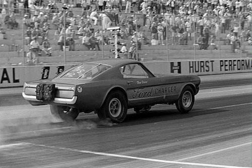 Ford mustang drag car von - mustang, tom