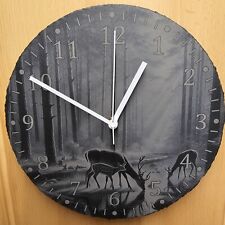 Wanduhr aus Schiefer mit Bock Reh Kitz im Wald Jagdmotiv Jagd