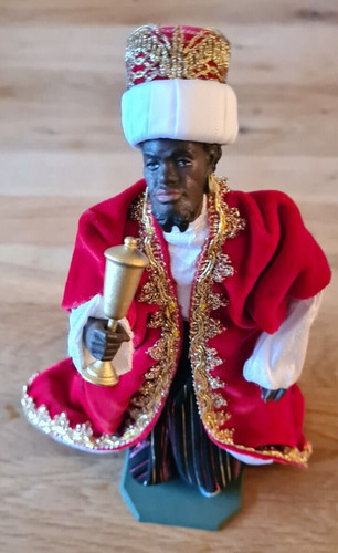 König stehend