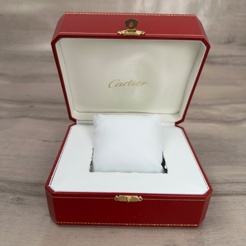 Cartier uhrenbox innen weiß - cartier,