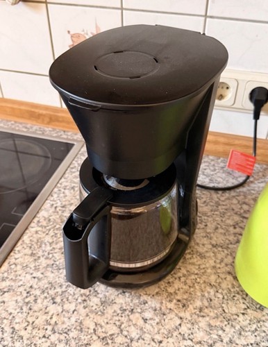 Filterkaffeemaschine schwarz