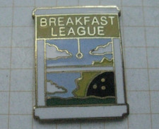 BREAKFAST LEAGUE ............................... Bowling Sport Pin (278a)