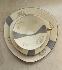 Sammeltasse 50er 60er* Tasse * Teller 3eckig * grau gold