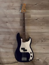 Fender Precision Bass